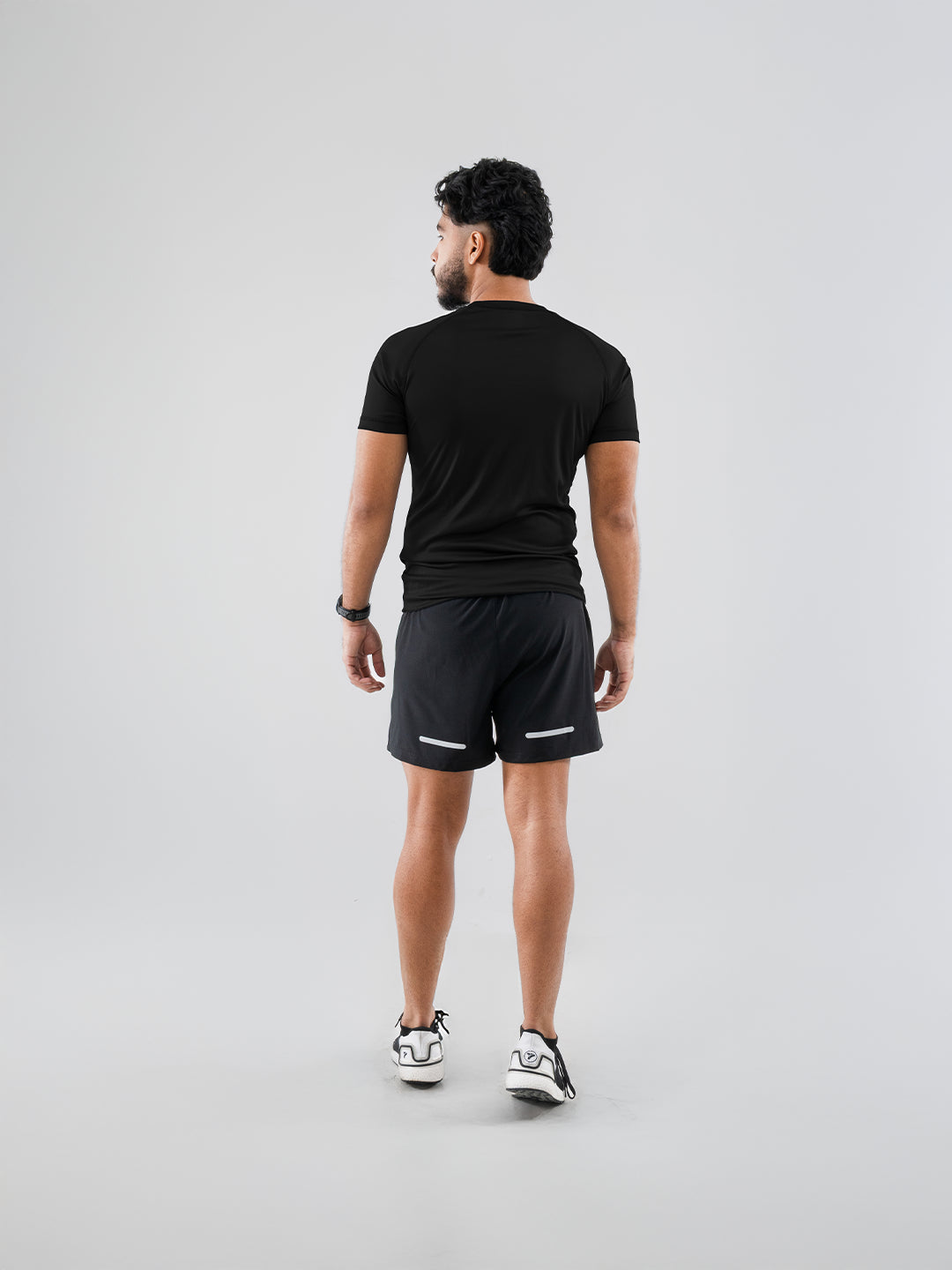 Camiseta Deportiva Básica Negro Para Hombre