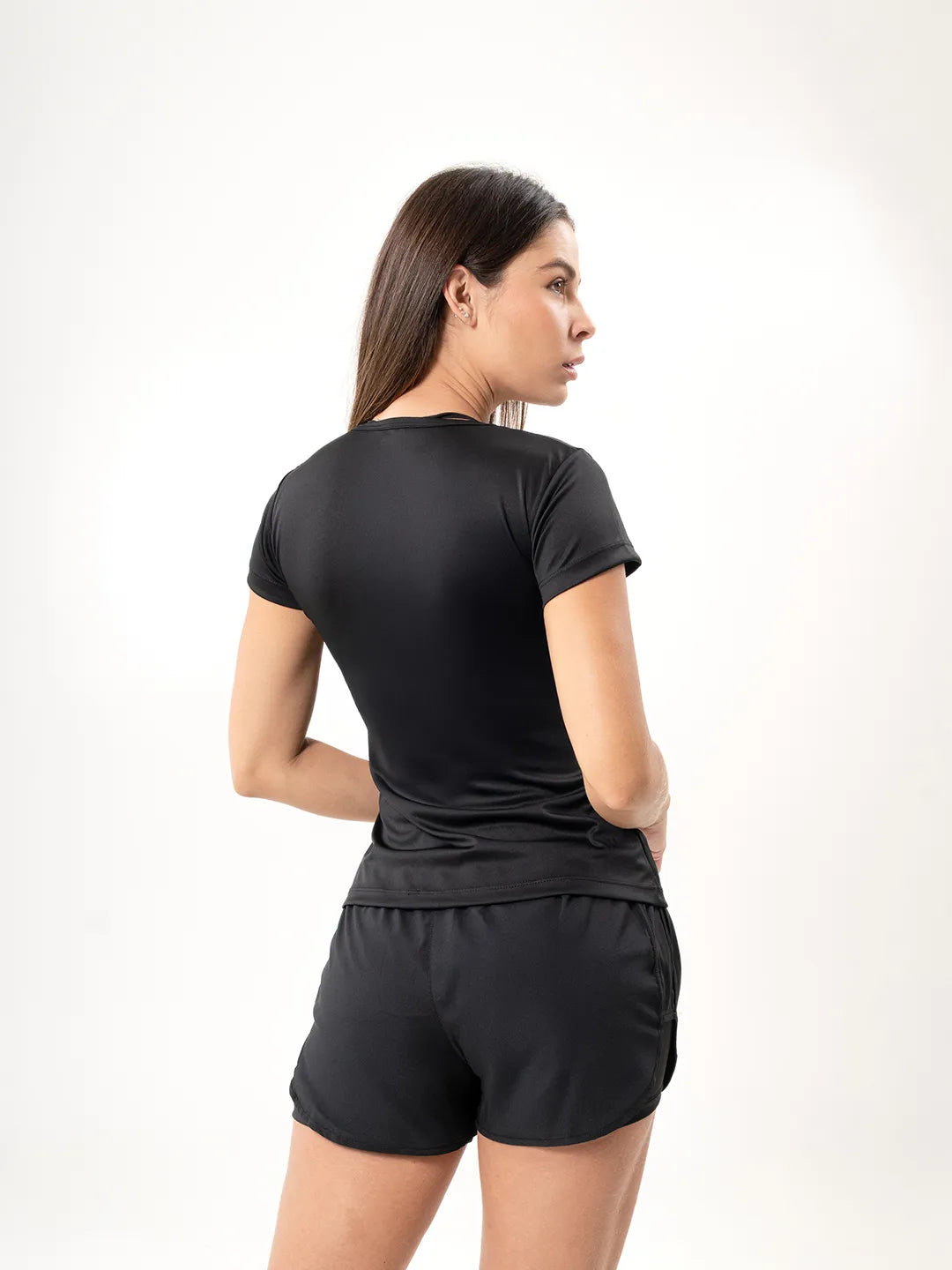 Camiseta Deportiva Básica para Mujer – Negro