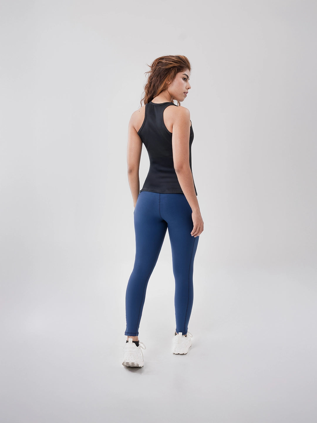 Camiseta Esqueleto Deportiva de Mujer Tradicional – Negro