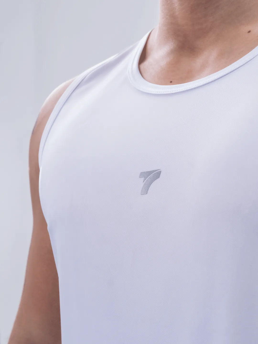 Camiseta Esqueleto Deportiva Dri Fit de Hombre – Blanco