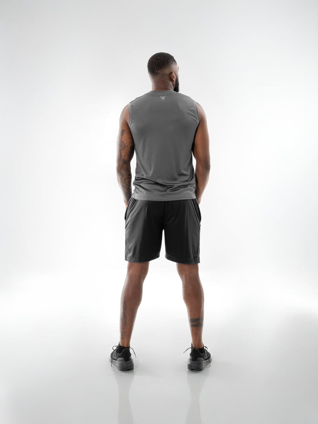 Pantaloneta Deportiva de Hombre en Microfibra – Negro