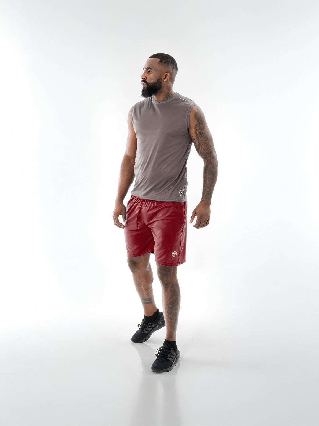 Pantaloneta Deportiva de Hombre en Microfibra – Vinotinto Oscuro