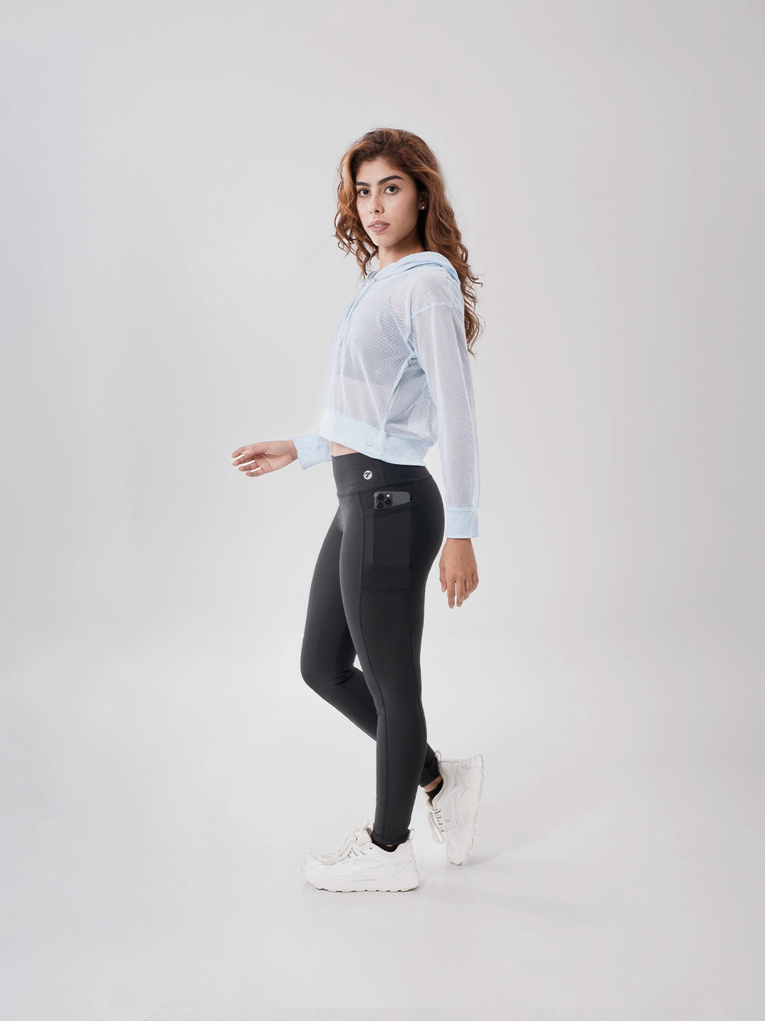 Buzo Deportivo de Mujer con Capota y Malla - Azul Celeste