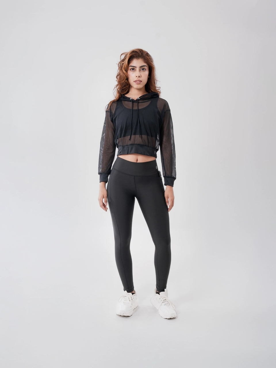 Buzo Deportivo de Mujer con Capota y Malla - Negro