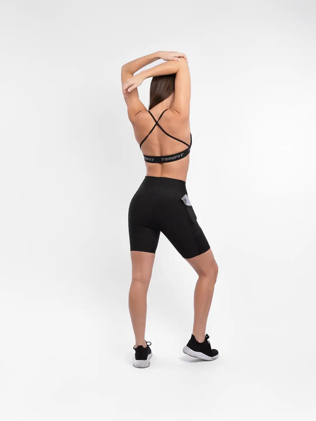 Short Deportivo de Mujer Media Pierna con Bolsillo Clásico – Negro