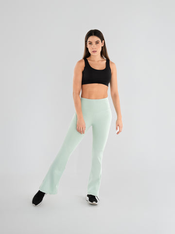 Leggins Deportivos de Mujer Bota Ancha Venus – Verde Oliva Claro
