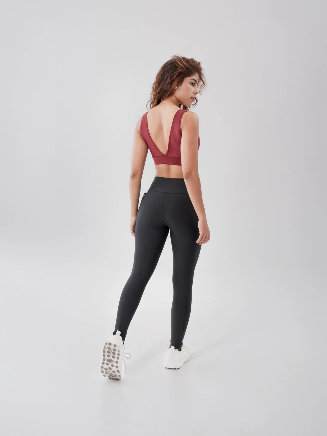 Top Deportivo de Mujer Hyperflex - Vinotinto con Negro