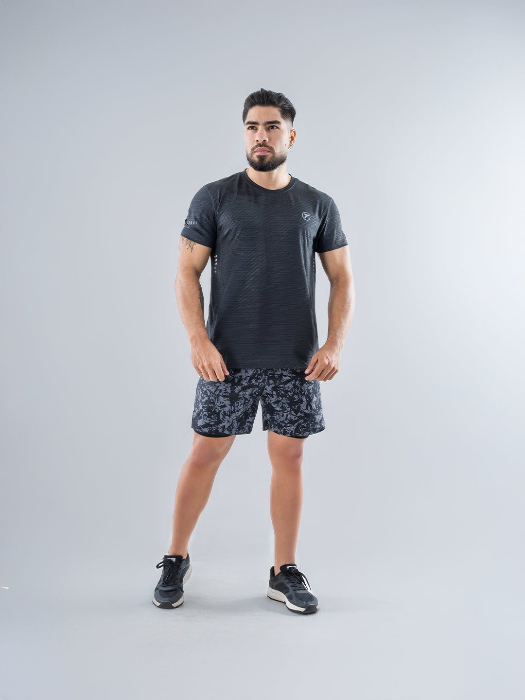 Camiseta Deportiva Quick Dry de Hombre para Running y Outdoor – Gris Oscuro