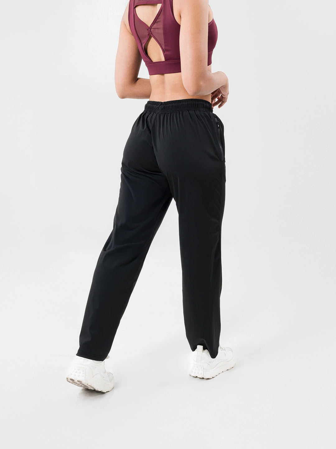 Sudadera Deportiva de Mujer Core – Negro