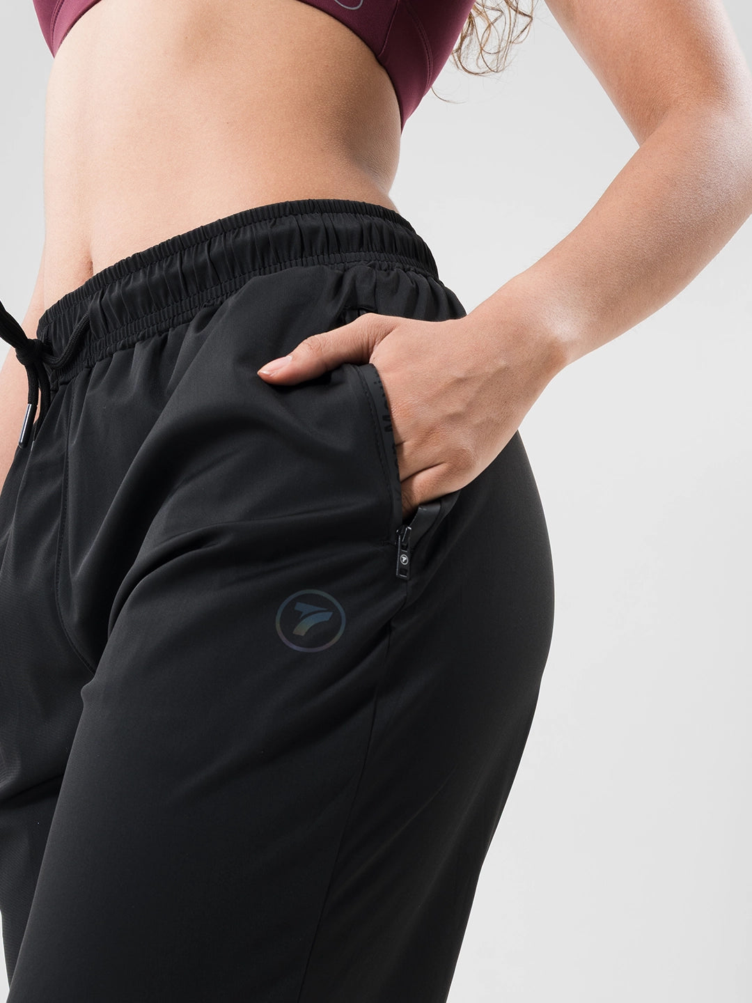 Sudadera Deportiva de Mujer Core – Negro